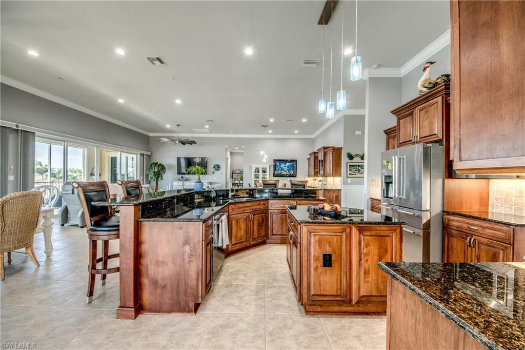 1640 Beach PKWY # 301, CAPE CORAL FL 33904-18