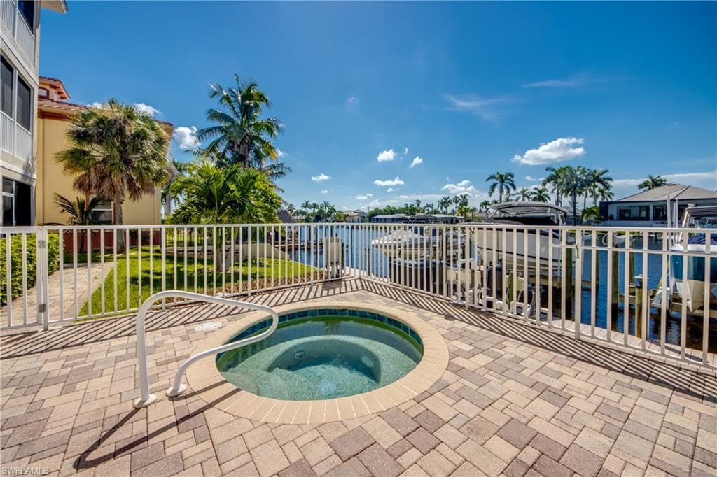 1640 Beach PKWY # 301, CAPE CORAL FL 33904-38