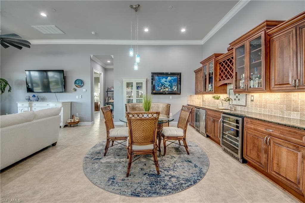 1640 Beach PKWY # 301, CAPE CORAL FL 33904-7