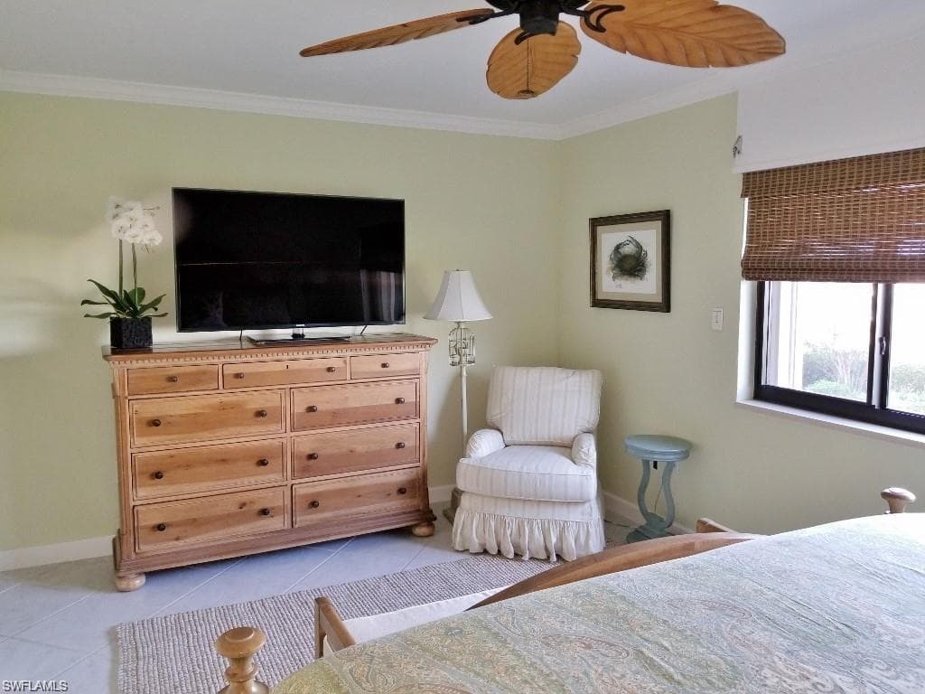 10475 Gulf Shore DR # 114, NAPLES FL 34108-22