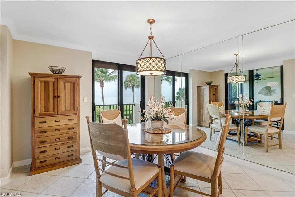 10475 Gulf Shore DR # 114, NAPLES FL 34108-5