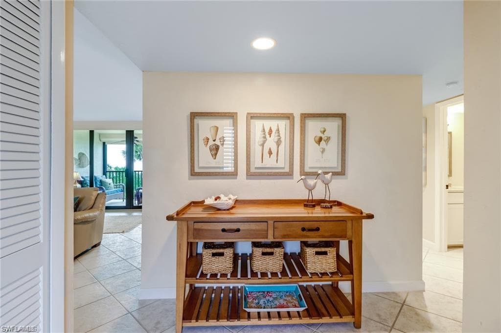 10475 Gulf Shore DR # 114, NAPLES FL 34108-25