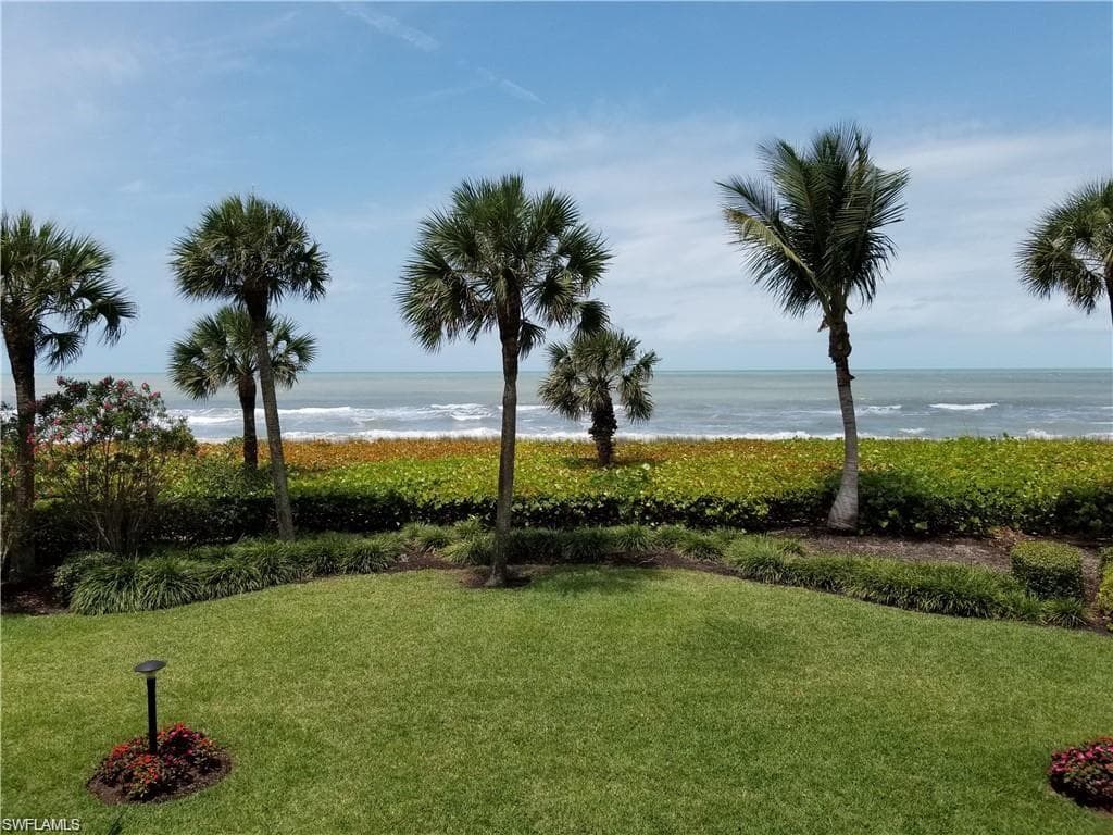 10475 Gulf Shore DR # 114, NAPLES FL 34108-29