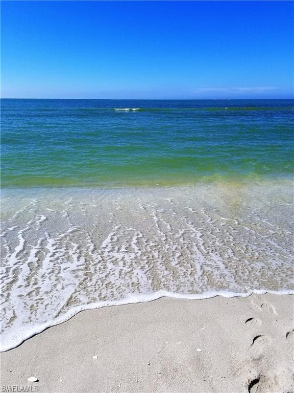 10475 Gulf Shore DR # 114, NAPLES FL 34108-32