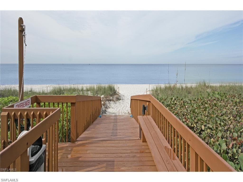 10475 Gulf Shore DR # 114, NAPLES FL 34108-28