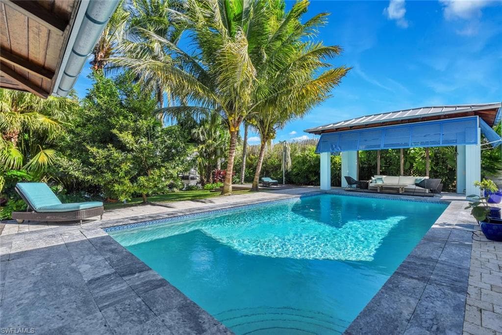 795 18th AVE S, NAPLES FL 34102-35