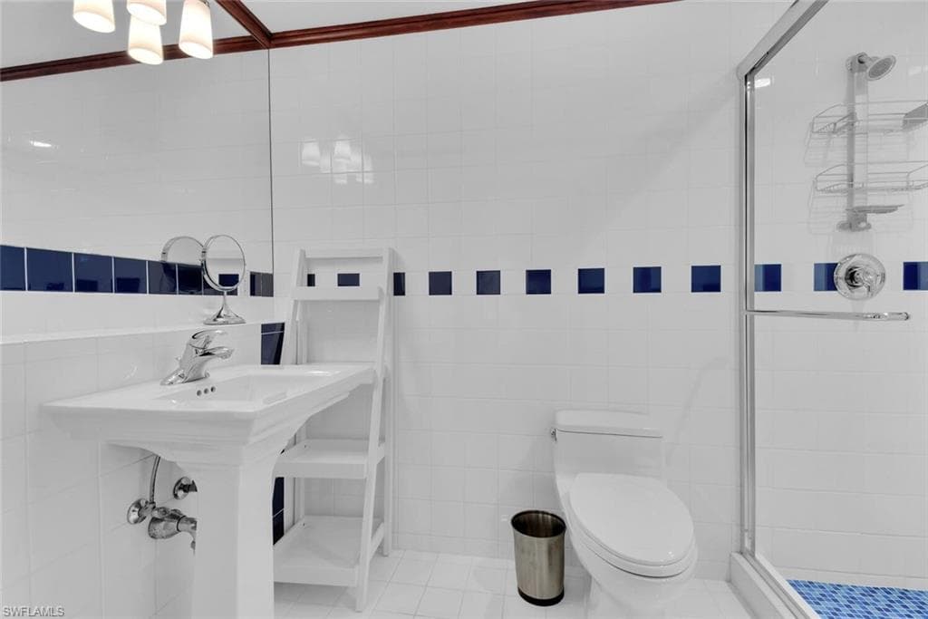 795 18th AVE S, NAPLES FL 34102-27