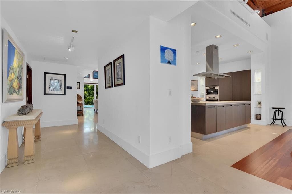 795 18th AVE S, NAPLES FL 34102-4