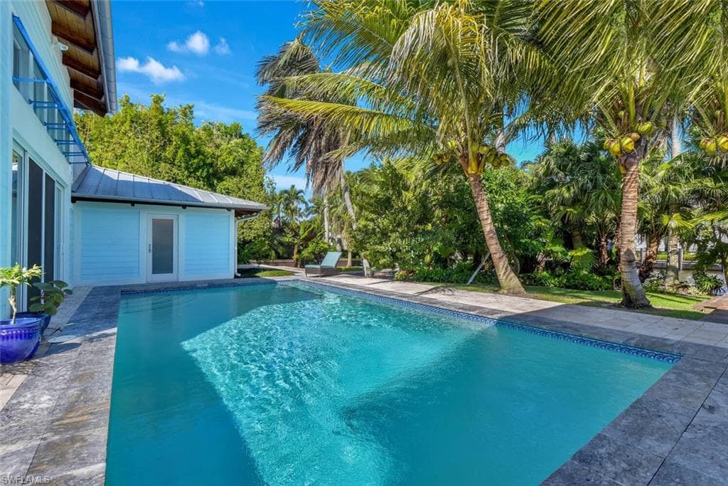 795 18th AVE S, NAPLES FL 34102-37