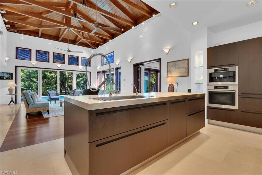 795 18th AVE S, NAPLES FL 34102-10