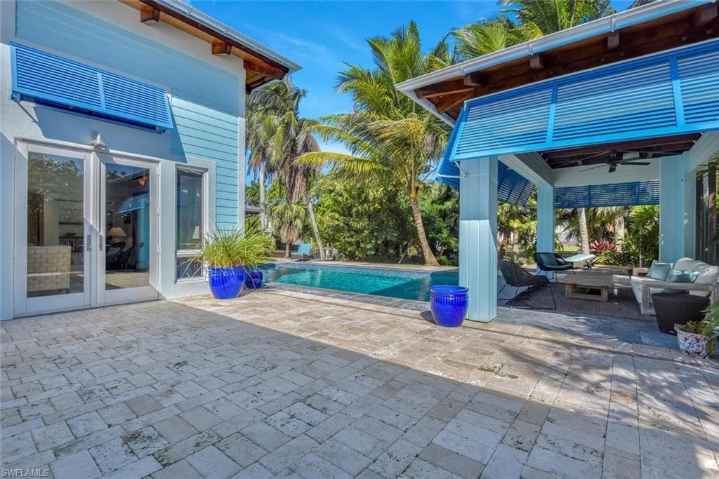 795 18th AVE S, NAPLES FL 34102-39