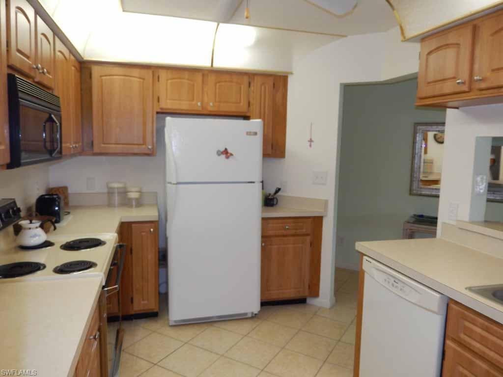 7121 Golden Eagle CT # 613, FORT MYERS FL 33912-5