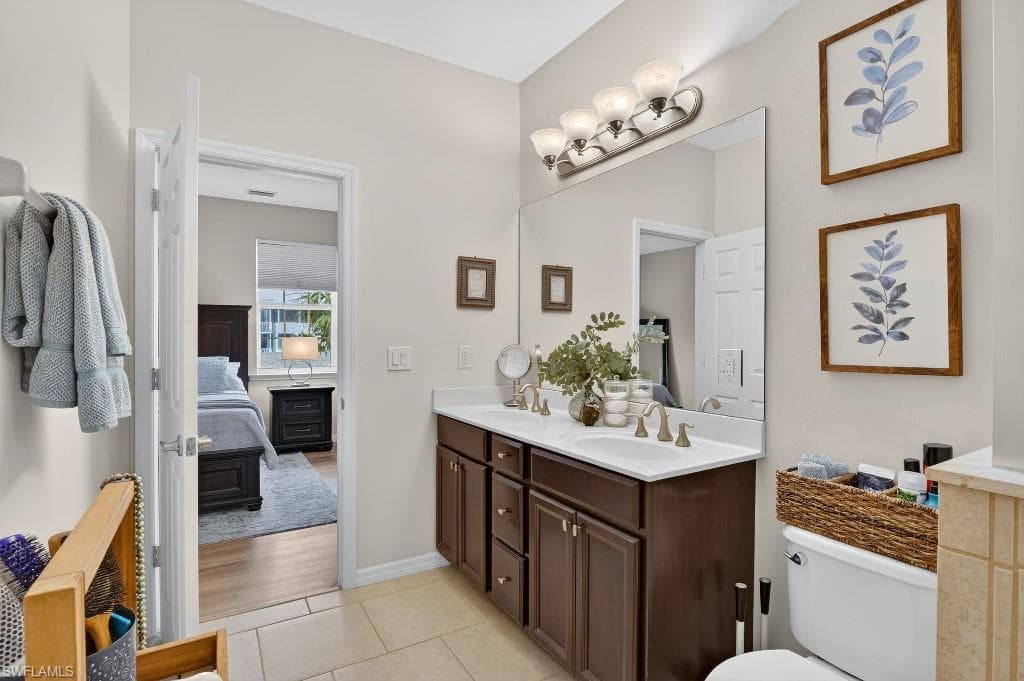 8541 Oakshade CIR # 201, FORT MYERS FL 33919-25