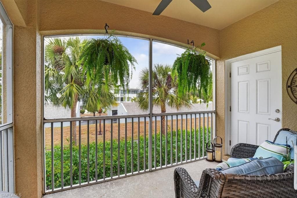 8541 Oakshade CIR # 201, FORT MYERS FL 33919-32