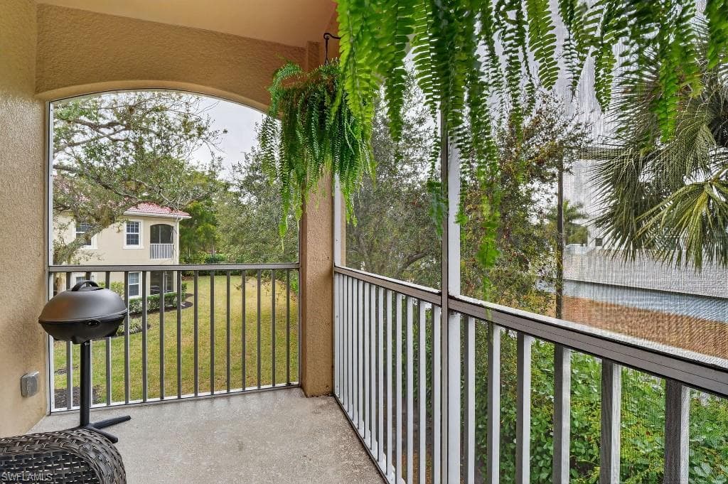 8541 Oakshade CIR # 201, FORT MYERS FL 33919-34