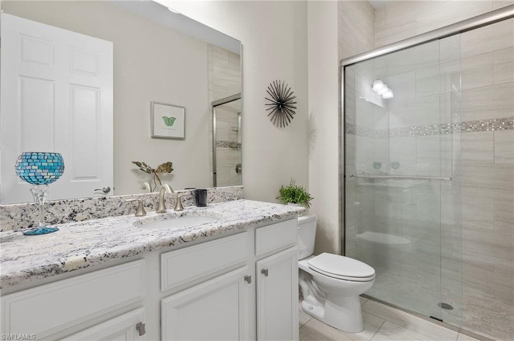 8741 Westwood Oaks PL, FORT MYERS FL 33908-20