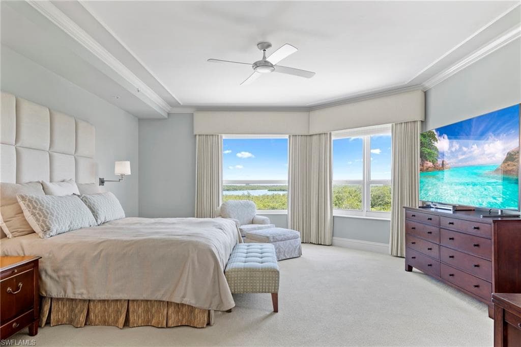 285 GRANDE WAY # 404, NAPLES FL 34110-14