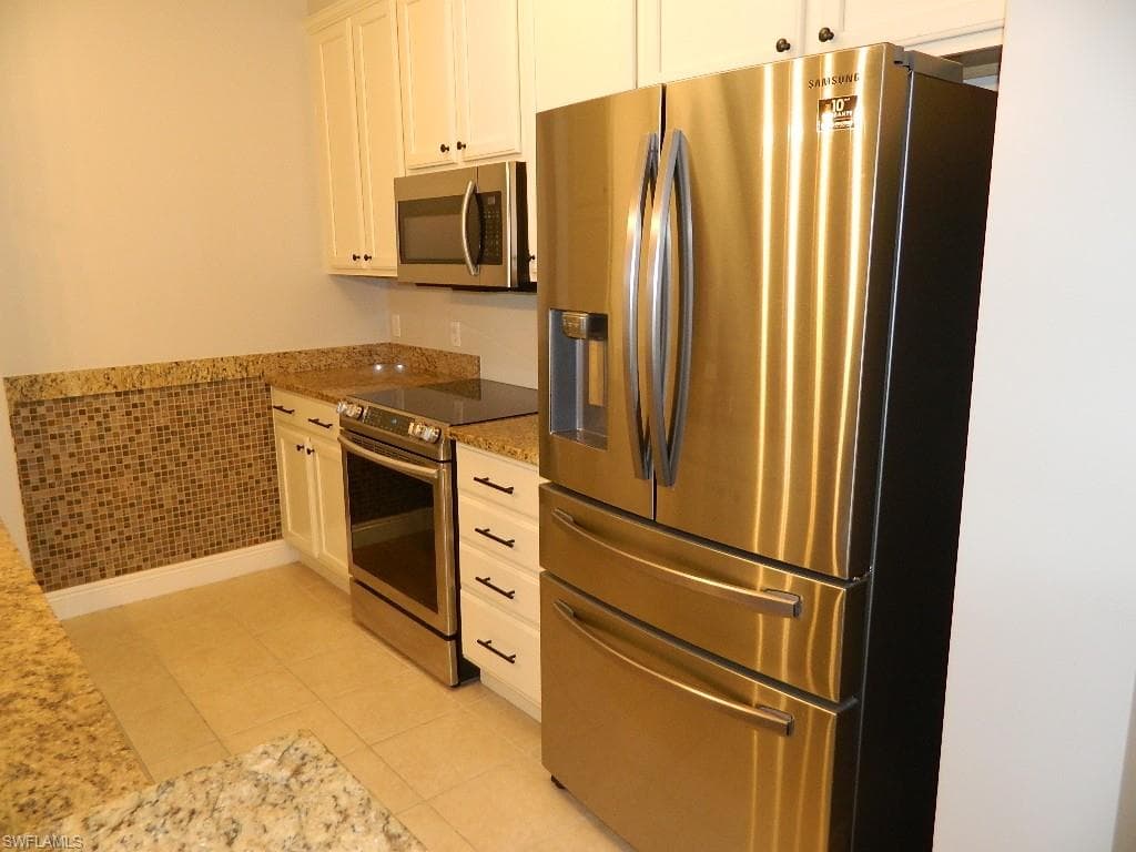 23159 Amgci WAY # 3109, ESTERO FL 33928-18