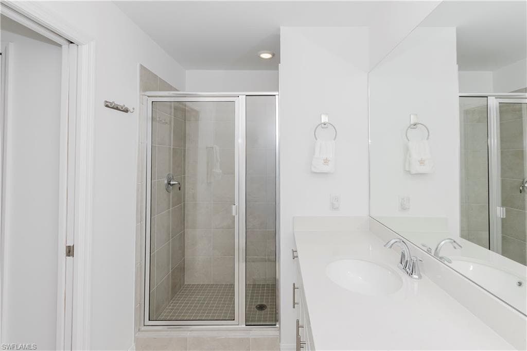 5555 Double Eagle CIR # 3922, AVE MARIA FL 34142-4