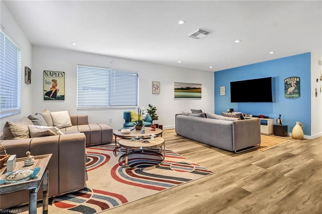 724 100th AVE N, NAPLES FL 34108-12