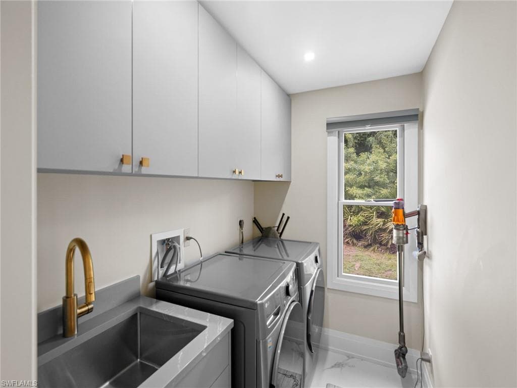 2140 Harlans RUN, NAPLES FL 34105-34