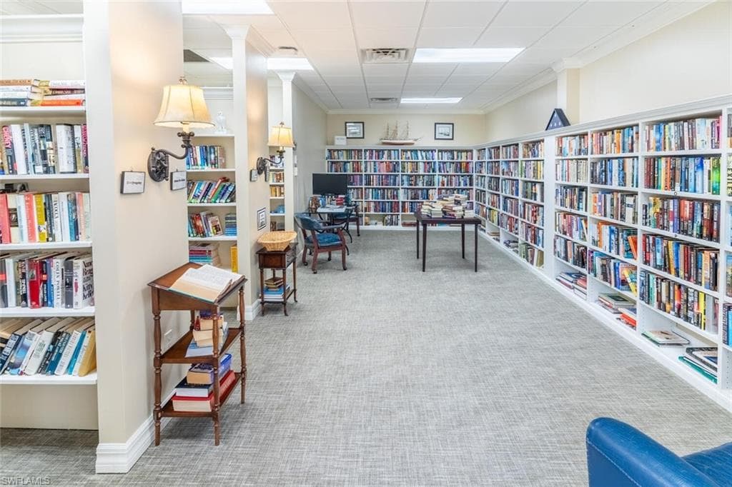 201 Arbor Lake DR # 101, NAPLES FL 34110-27