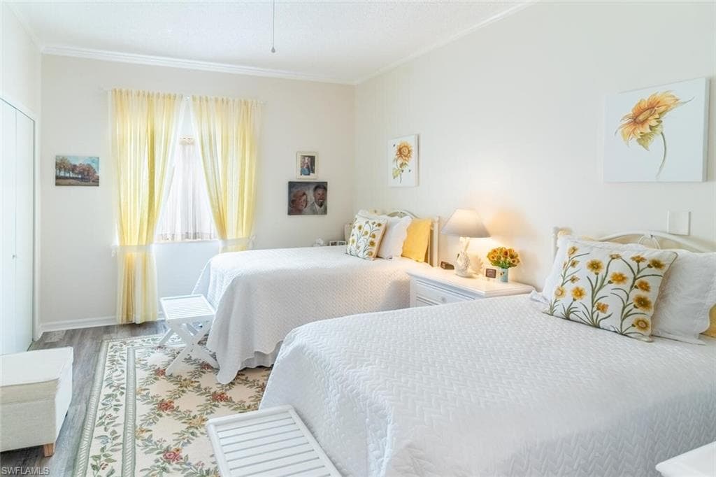 201 Arbor Lake DR # 101, NAPLES FL 34110-13