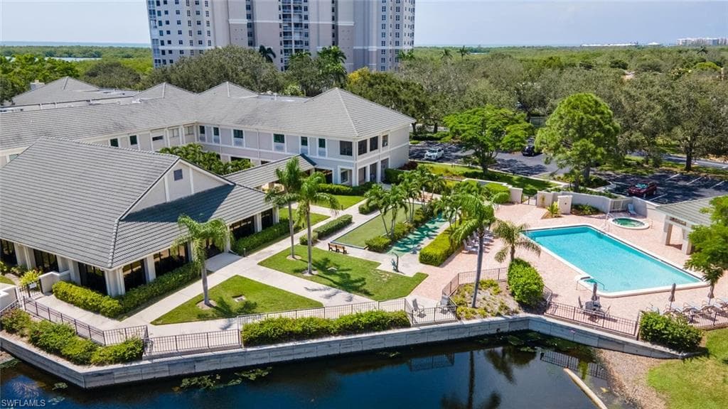 201 Arbor Lake DR # 101, NAPLES FL 34110-18