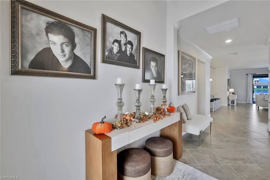 9207 SHADOW OAK LN, NAPLES FL 34120-2