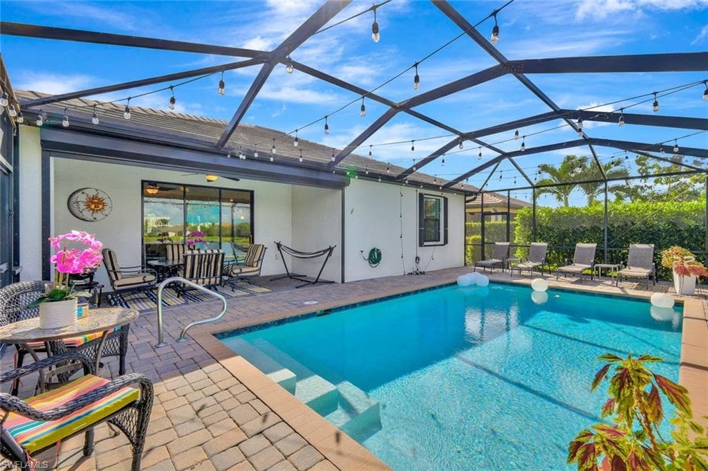 9207 SHADOW OAK LN, NAPLES FL 34120-18