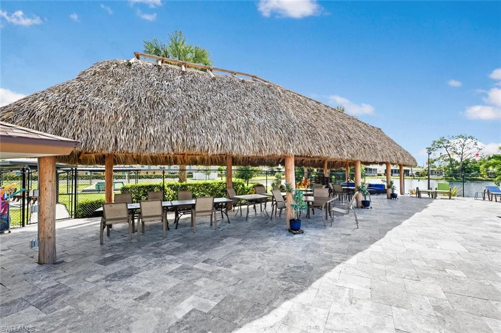 756 Charlemagne BLVD, NAPLES FL 34112-28