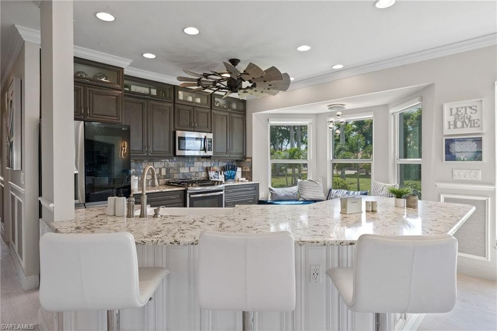 5550 Harborage DR, FORT MYERS FL 33908-2