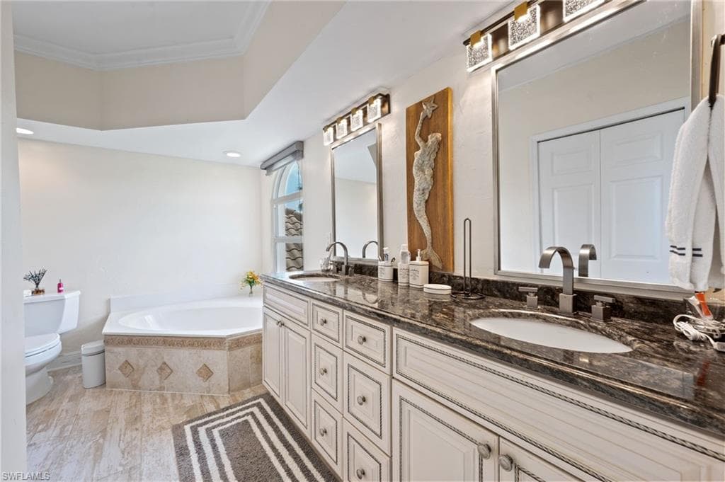 5550 Harborage DR, FORT MYERS FL 33908-19