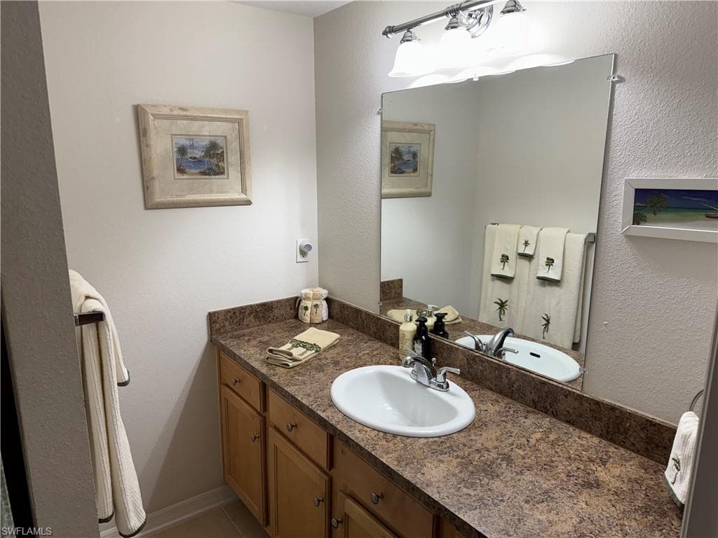 3326 N Key DR # 5, NORTH FORT MYERS FL 33903-23