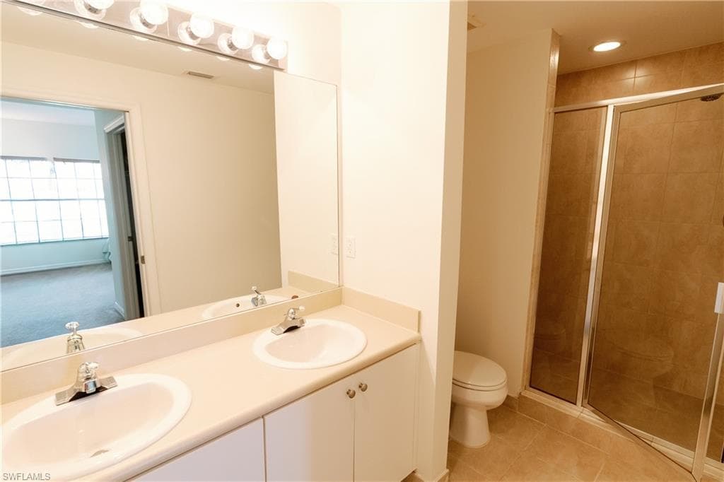 8555 Bernwood Cove LOOP # 105, FORT MYERS FL 33966-13