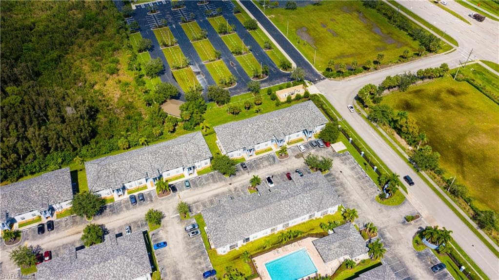 8555 Bernwood Cove LOOP # 105, FORT MYERS FL 33966-18