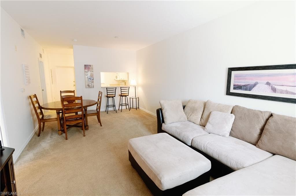 8555 Bernwood Cove LOOP # 105, FORT MYERS FL 33966-3