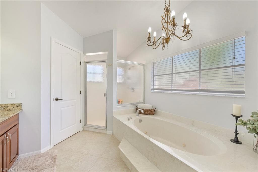 300 Wentworth CT, NAPLES FL 34104-13
