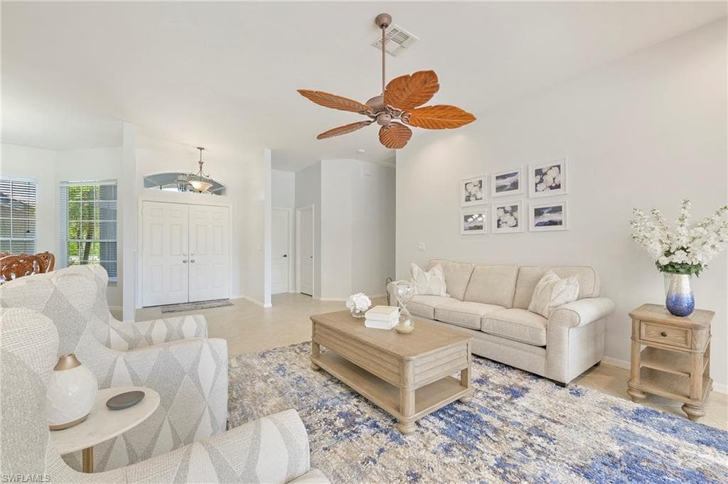 300 Wentworth CT, NAPLES FL 34104-17