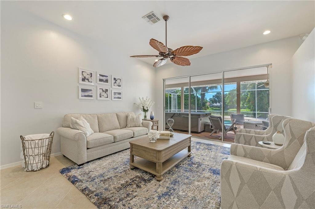 300 Wentworth CT, NAPLES FL 34104-10