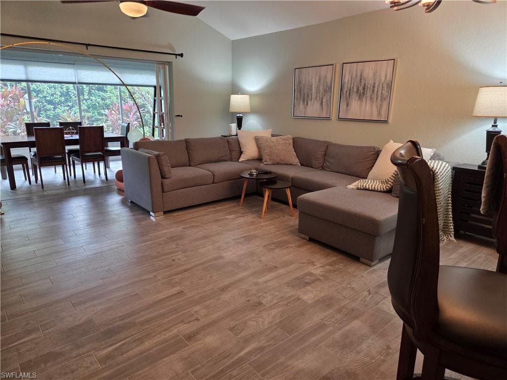 22161 Tallwood CT 703-1