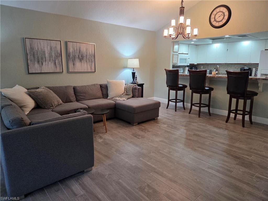 22161 Tallwood CT 703-1