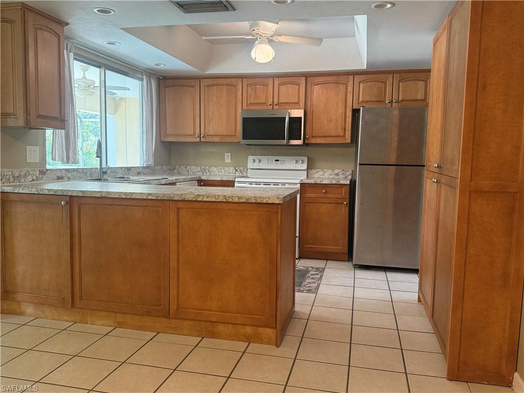 249 Alameda AVE, FORT MYERS FL 33905-6