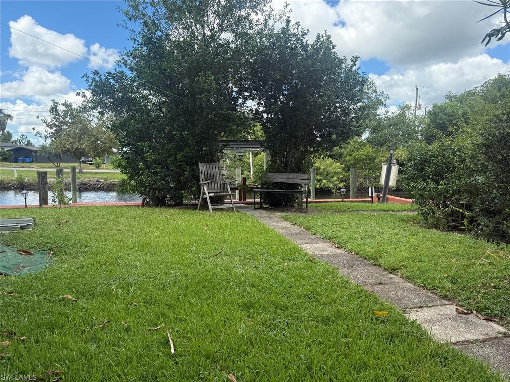 249 Alameda AVE, FORT MYERS FL 33905-19