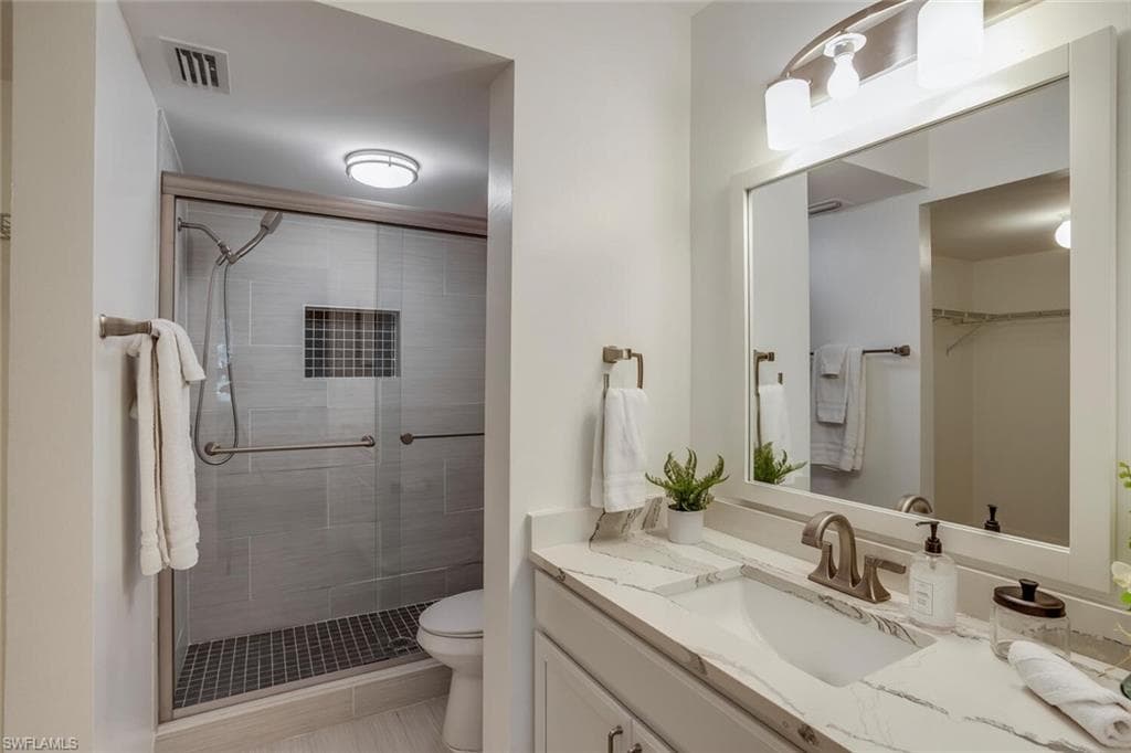 210 Timber Lake CIR # A103, NAPLES FL 34104-13