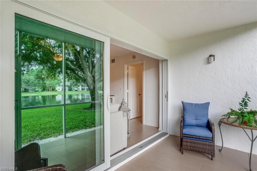 210 Timber Lake CIR # A103, NAPLES FL 34104-18