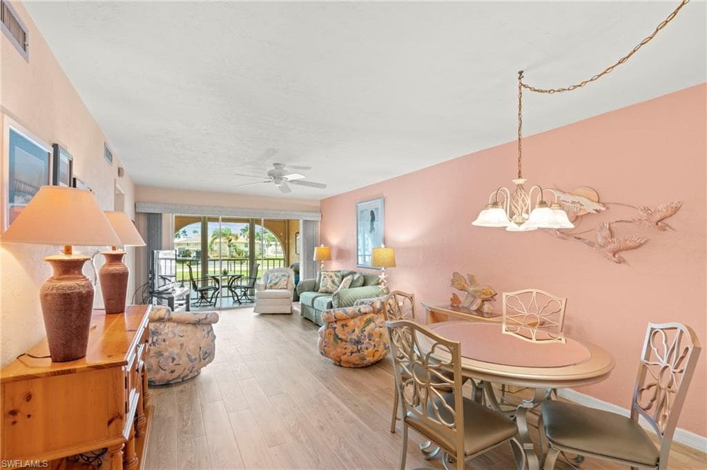 372 Charlemagne BLVD # 202, NAPLES FL 34112-2