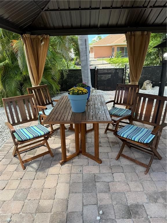 27044 Williams RD, BONITA SPRINGS FL 34135-2