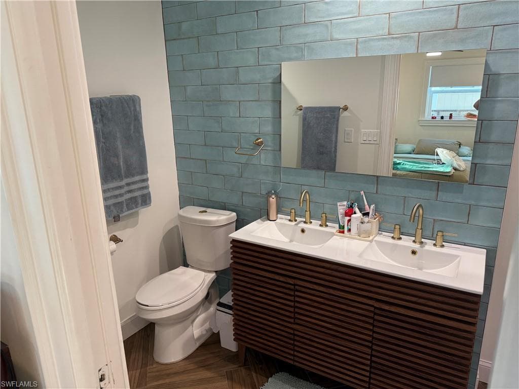 27044 Williams RD, BONITA SPRINGS FL 34135-24