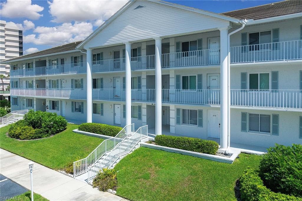 10686 Gulf Shore DR A-104-1